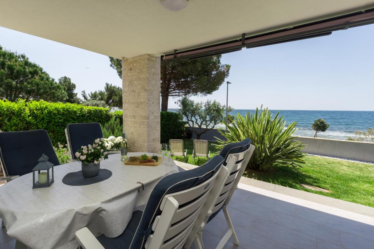 Villa Lucia Umag Bagian luar foto